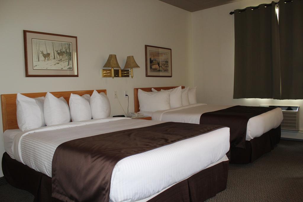 רוקי מאונטיין האוס Walking Eagle Inn & Lodge מראה חיצוני תמונה