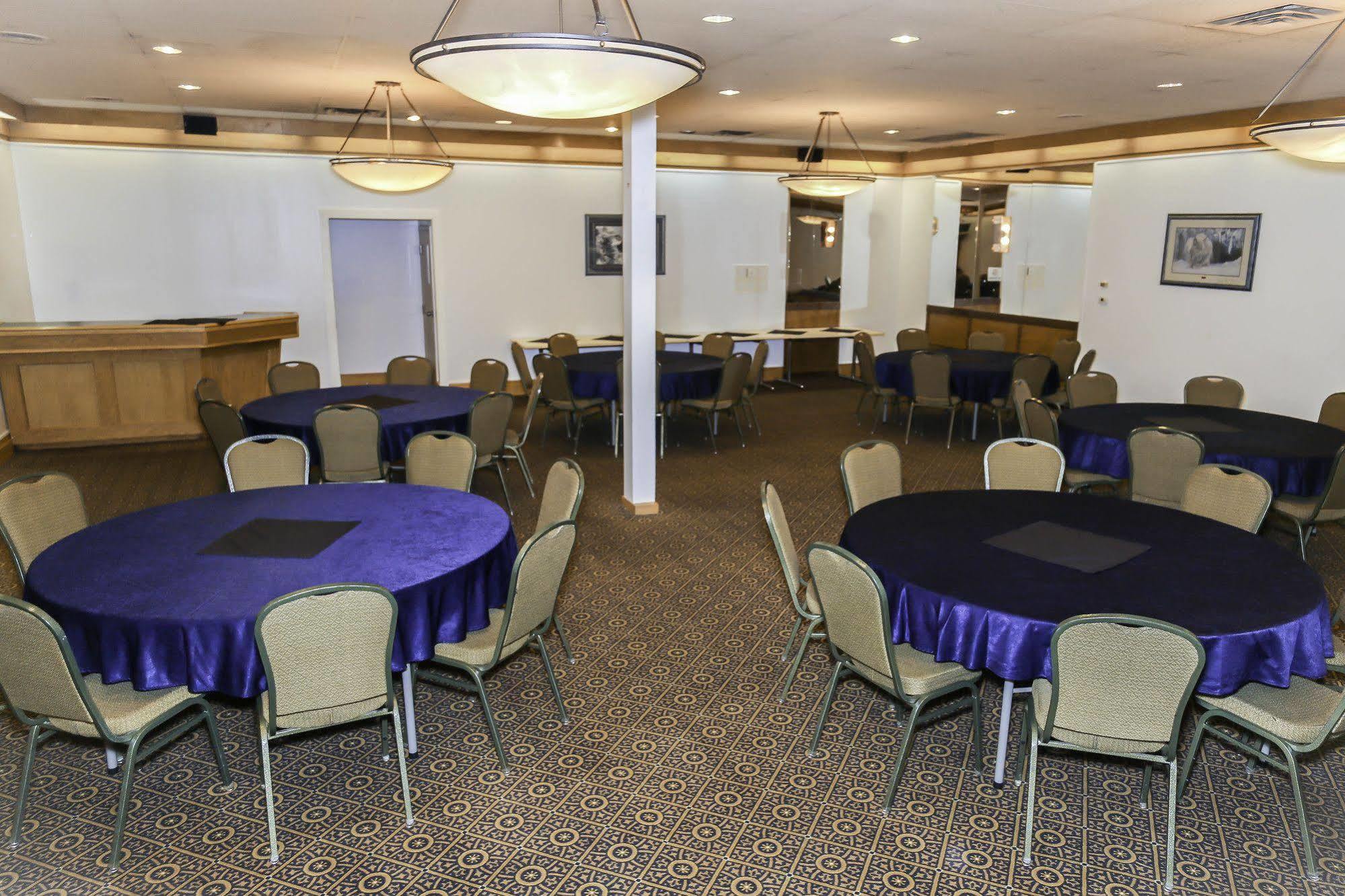 רוקי מאונטיין האוס Walking Eagle Inn & Lodge מראה חיצוני תמונה